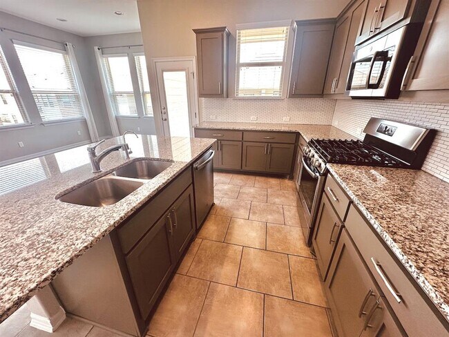 Building Photo - 18102 Pomelo Ln