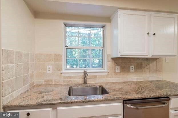 Building Photo - 13831 Grey Colt Dr