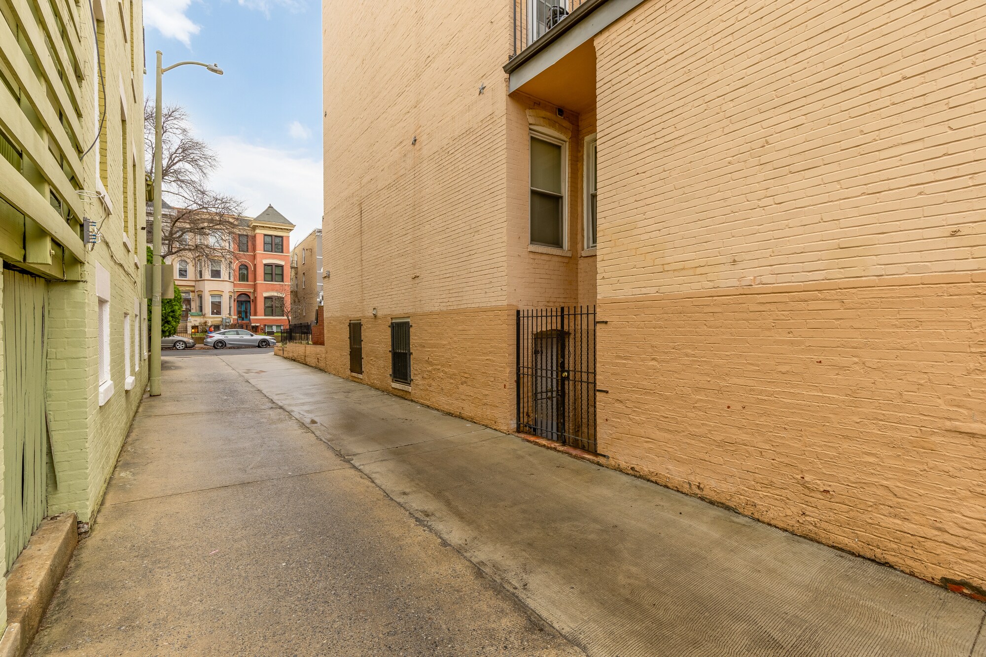 Building Photo - 1316 Irving St NW