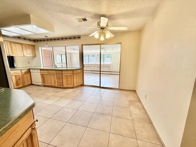 Building Photo - 12208 Victoria Falls Dr NE