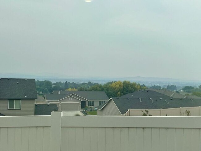 Building Photo - 5430 Remington Dr