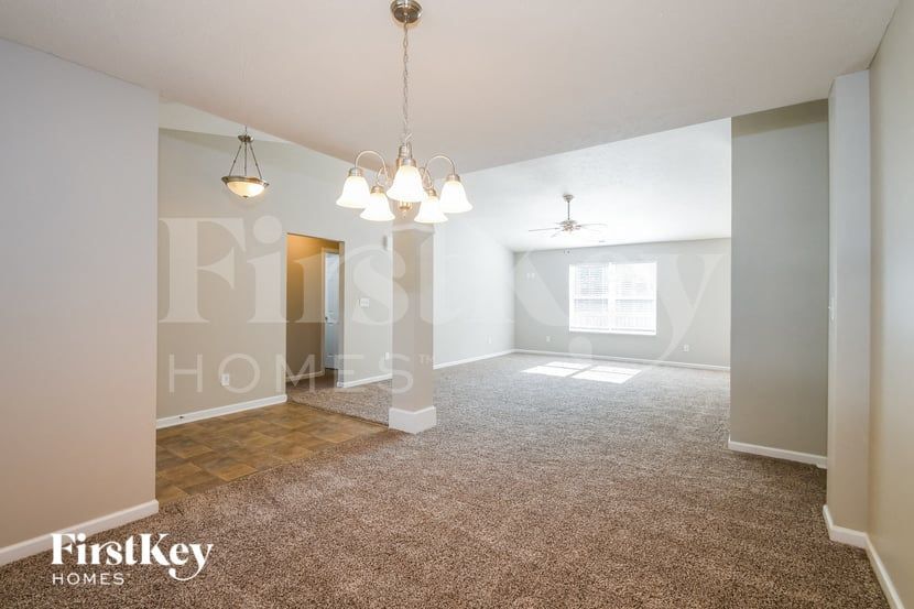 Building Photo - 13826 Zion Ct