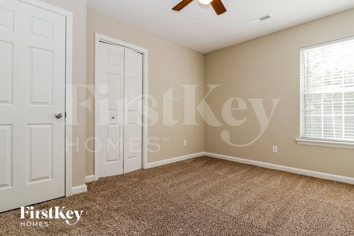 Building Photo - 128 Beverly Dr