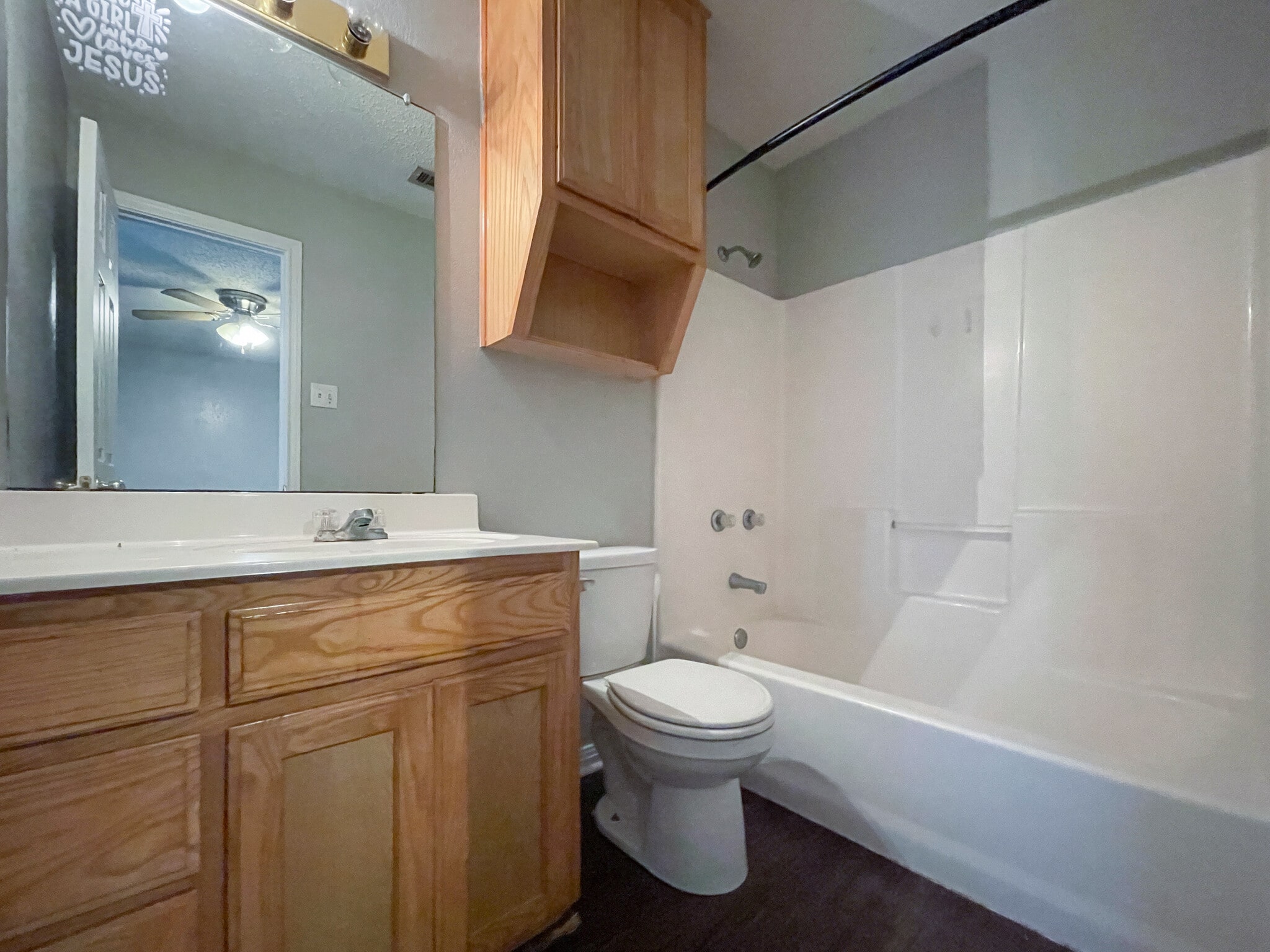 Building Photo - 141 Spring Country