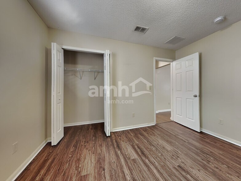 Building Photo - 96015 Sunfish Ln