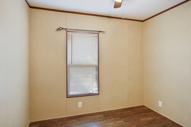 Building Photo - 15494 N Paradise Park Ln