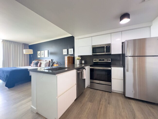 Building Photo - 2889 McFarlane Rd