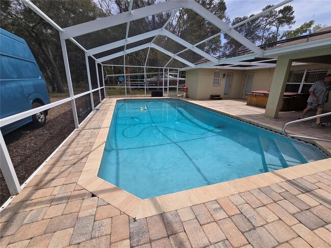 Building Photo - 8473 Bay Dr