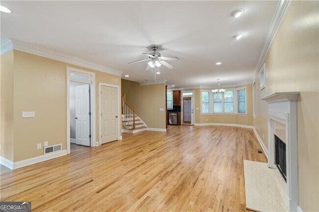 Building Photo - 1199 Foster Pl NW