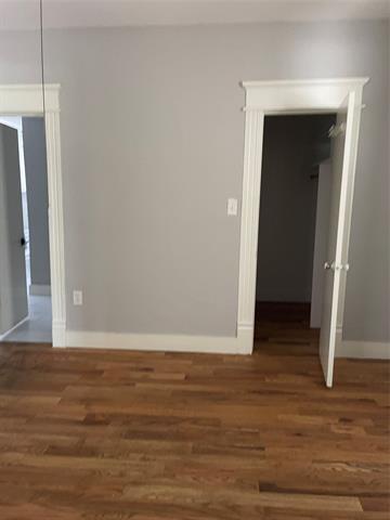 Building Photo - 402 S Pearl St