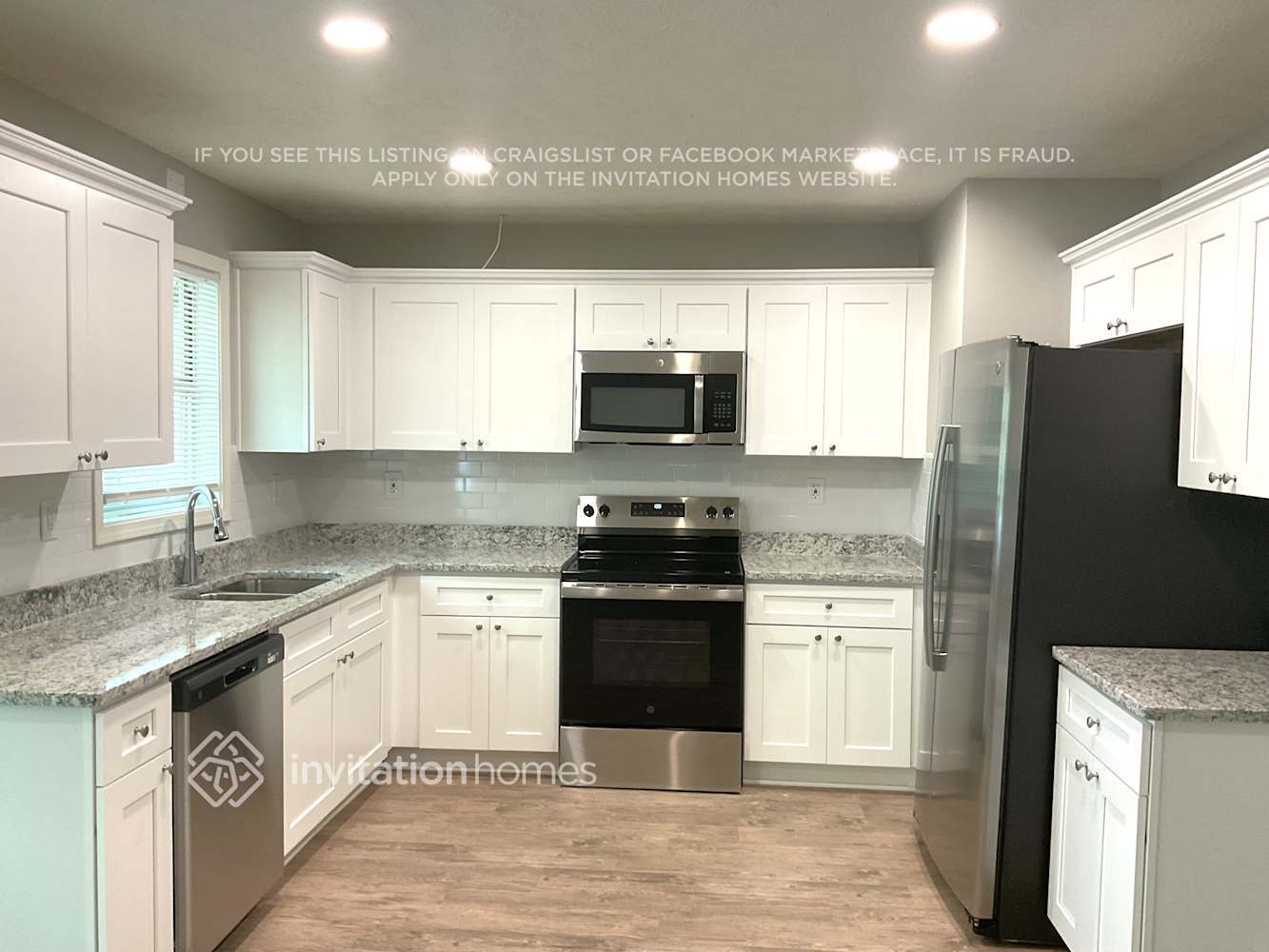 Building Photo - 585 Elvina Ct