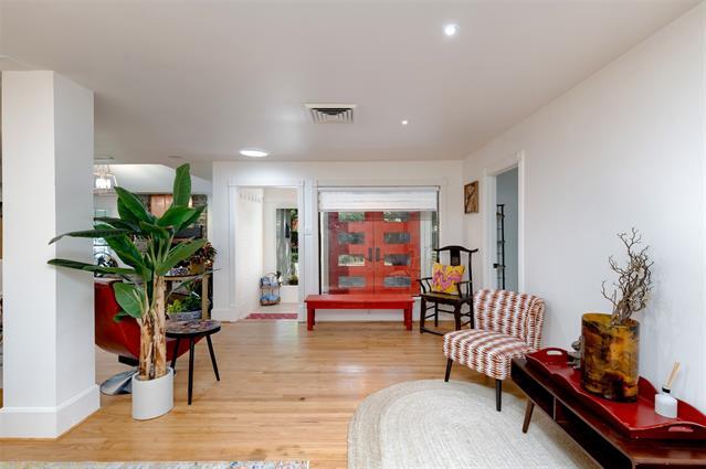 Building Photo - 803 Brookhurst Dr