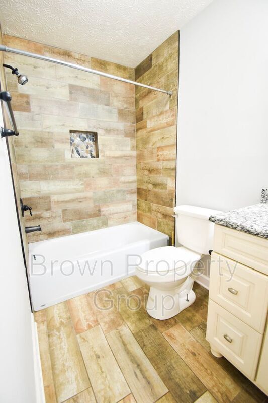 Building Photo - 2209 Rustic Trail