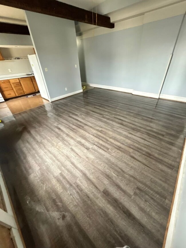 Building Photo - 325 Harrison St