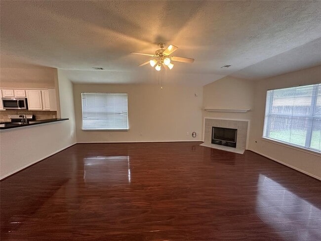 Building Photo - 5404 Balmorhea Dr