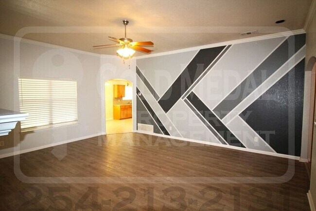 Building Photo - 602 Aries Ave