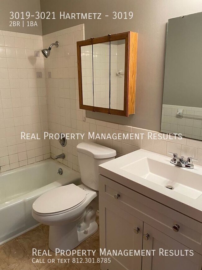 Building Photo - 3019-3021 Hartmetz-3019