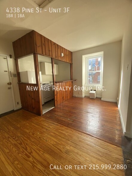 Building Photo - 4338 Pine St