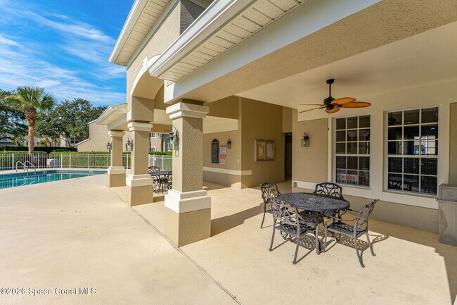 Building Photo - 1381 Hampton Park Ln