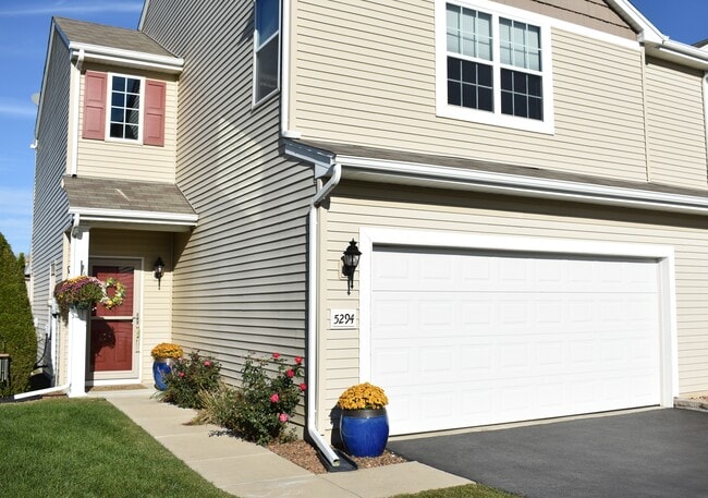 Building Photo - 5294 Platinum Dr