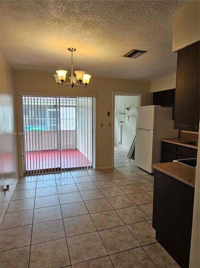 Building Photo - 5820 NW 19th St