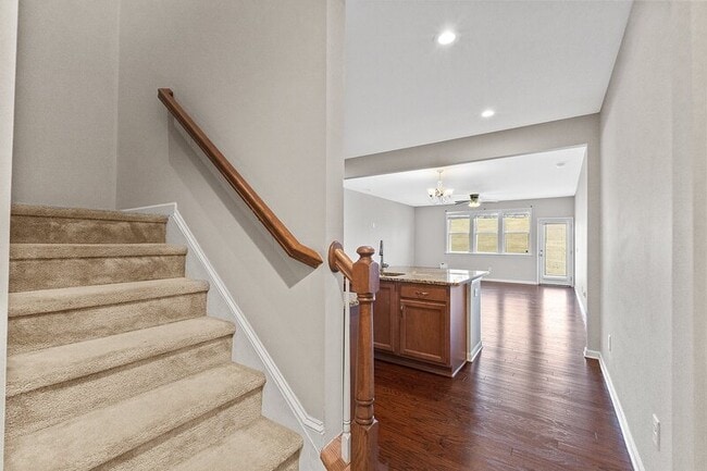 Building Photo - 1017 Fitchie Pl