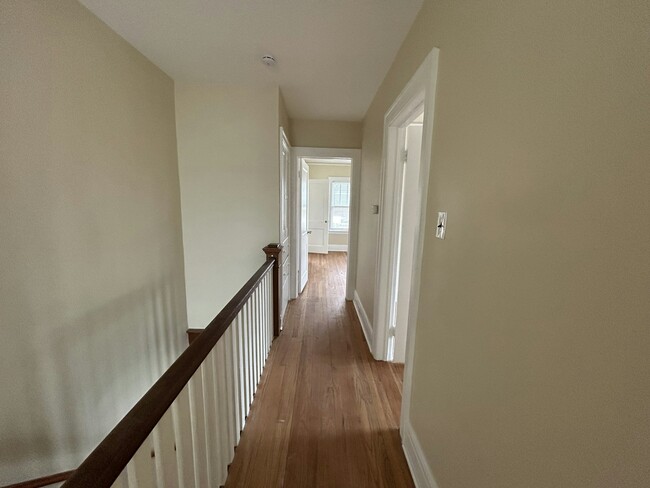 Building Photo - 95 Ahrens St