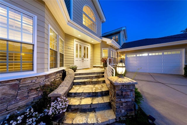 Building Photo - 12 San Remo