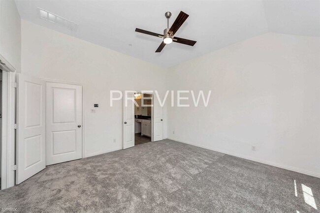 Building Photo - 3 br, 2.5 bath Townhome - 4413 Union Street