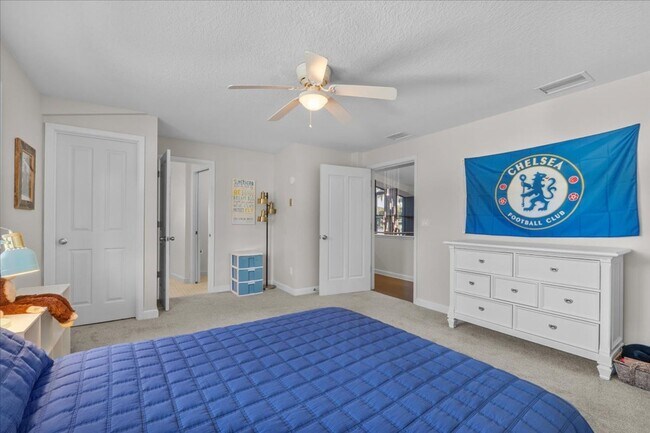 Building Photo - 3824 Gaines Dr