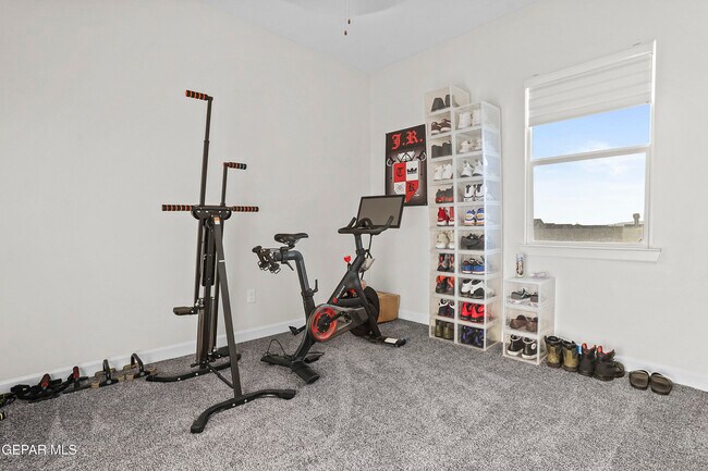 Building Photo - 12308 Desert Heights Ct