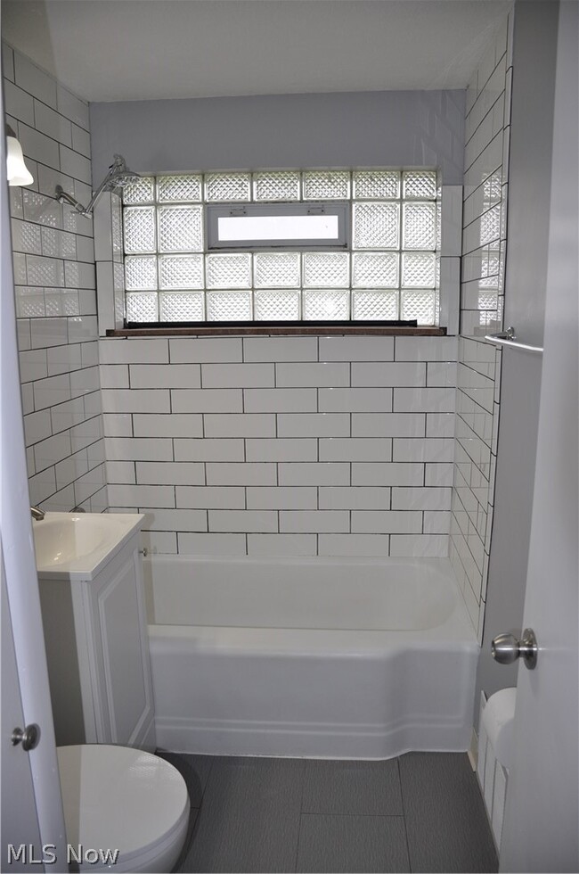 Building Photo - 539 Royer Ave NW