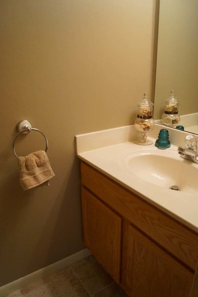 Building Photo - 18197 Warbler Ln