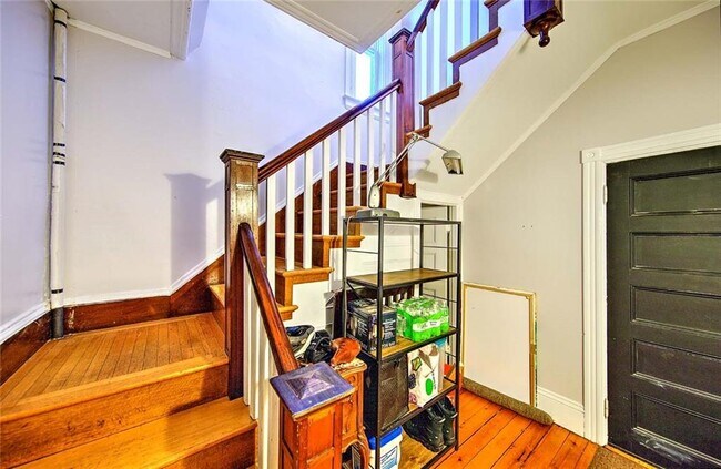 Building Photo - 130 Norwood Ave