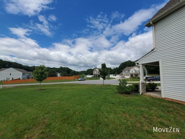 Building Photo - 116 Summerfield Ct