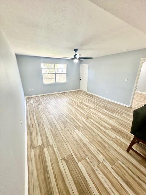 Building Photo - 603 Colonial Dr