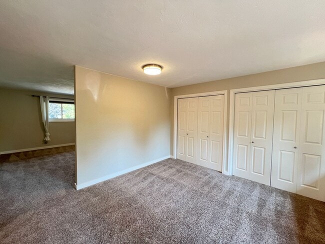 Building Photo - Elegant Four Bedroom Home