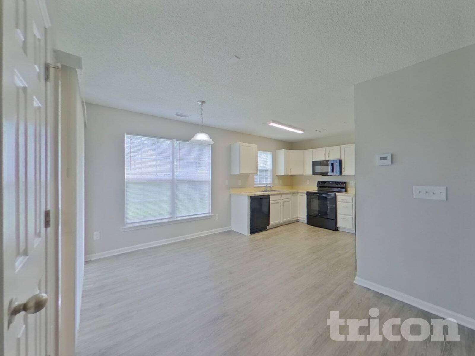 Building Photo - 5203 Holbert Cir