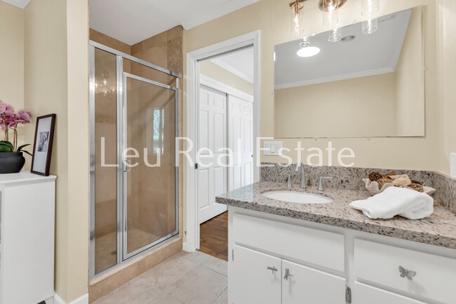 Building Photo - 6811 Beaver Pond Rd