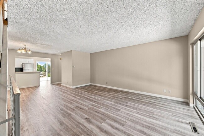 Building Photo - $2,440.95, 2 Beds - 3 Bath, Single Family Home in Littleton with Brand New Appliances!