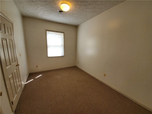 Building Photo - 74 Stewart St