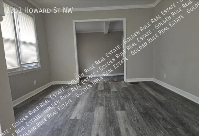 Building Photo - 3303 Howard St NW