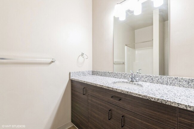 Building Photo - Eagle Valley Ranch Apartments