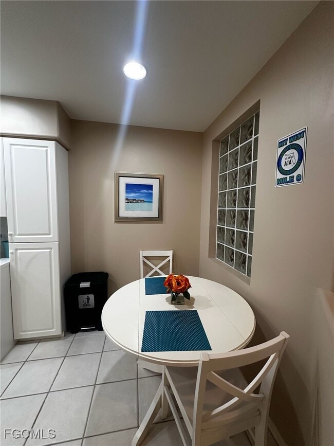 Building Photo - 17020 Willowcrest Way