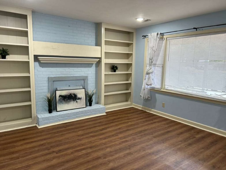 Building Photo - 4309 E Rd