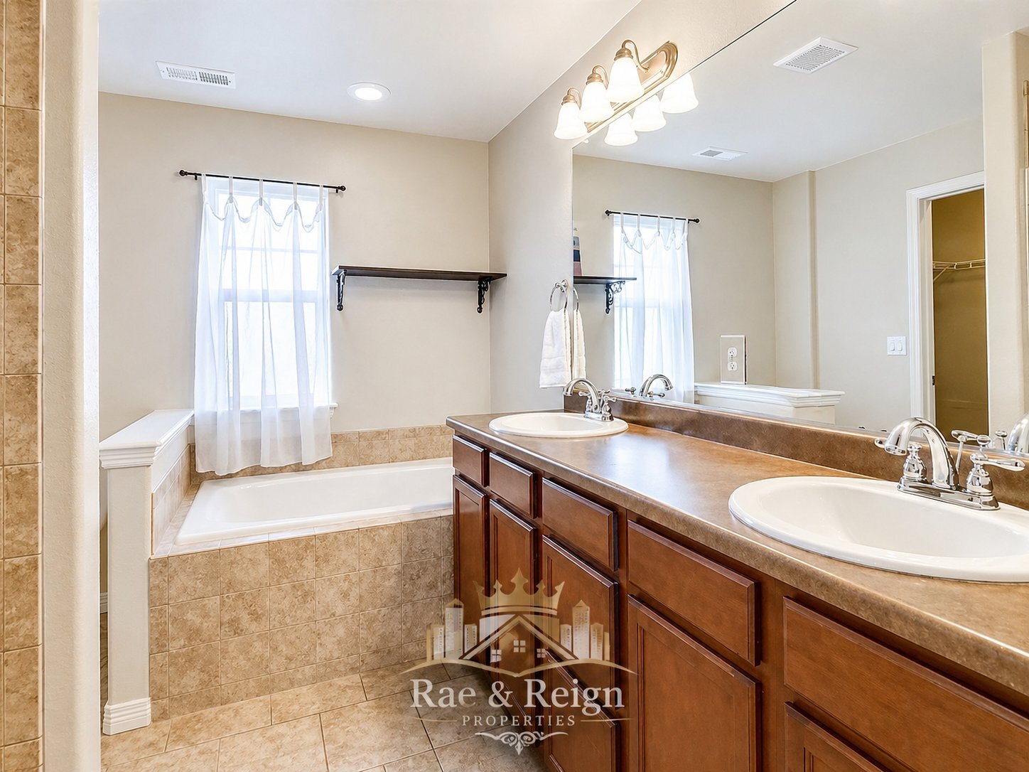Building Photo - 12029 Eagle Crest Ct