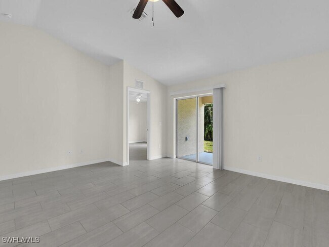 Building Photo - 1515 SW 48th Terrace