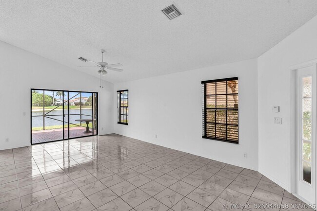 Building Photo - 12382 Pleasant Green Way