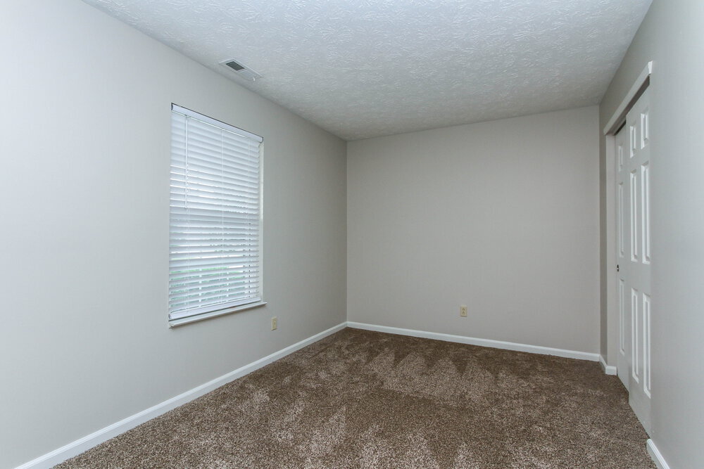Building Photo - 1327 Grand Canyon Cir