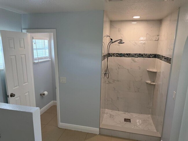 Building Photo - 1109 Lavaur Ct